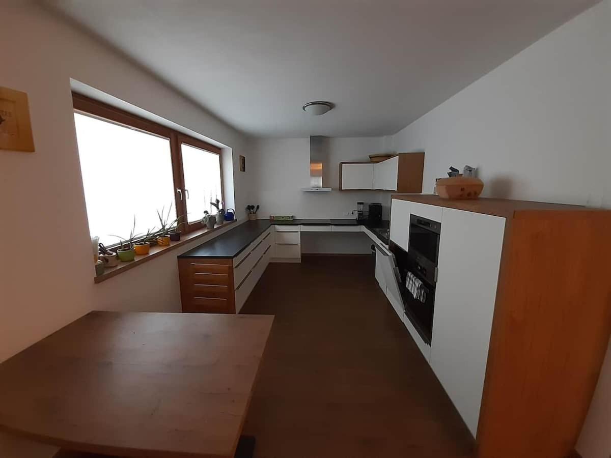 Grosszuegiges Apartment Georg Mayrhofen Barrierefrei Hollenzen Exterior foto