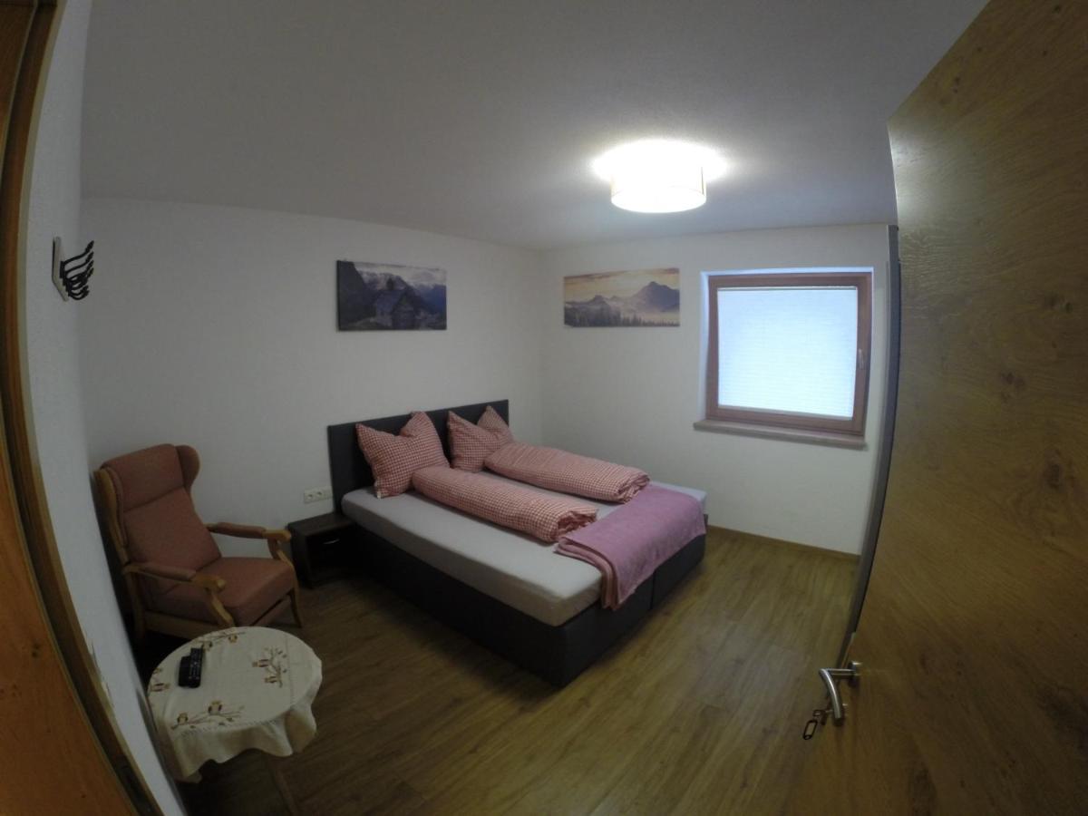 Grosszuegiges Apartment Georg Mayrhofen Barrierefrei Hollenzen Exterior foto